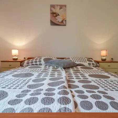 Mara-1 By Interhome *