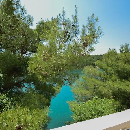 Appartamento Mara-1 By Interhome