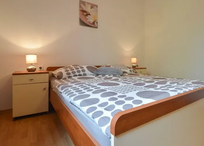 Mara-1 By Interhome Apartman Anic