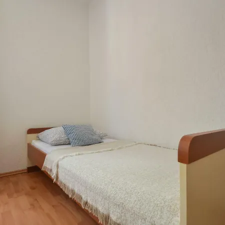 Apartamento Mara-1 By Interhome *