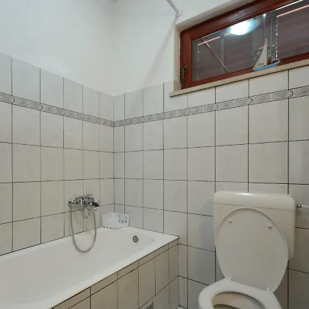 Mara-1 By Interhome * Anic