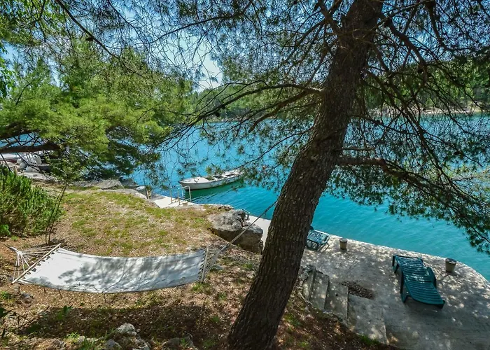 Apartamento Mara-1 By Interhome